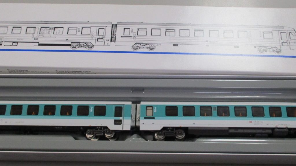 Märklin  3576  Dieseltriebwagen BR628 ANALOG